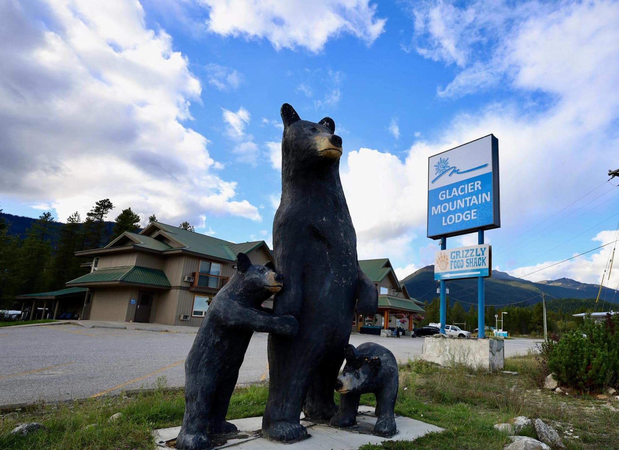 Glacier Mountain Lodge Blue River Buitenkant foto